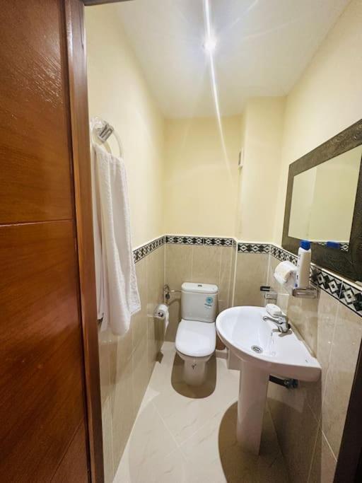Apartamento Vacacional Achakar Playa&Piscina! Tanger Kültér fotó